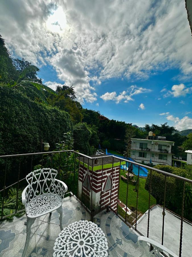 Bungalows Andrea เตโปซตลัน ภายนอก รูปภาพ