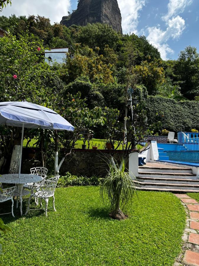 Bungalows Andrea เตโปซตลัน ภายนอก รูปภาพ