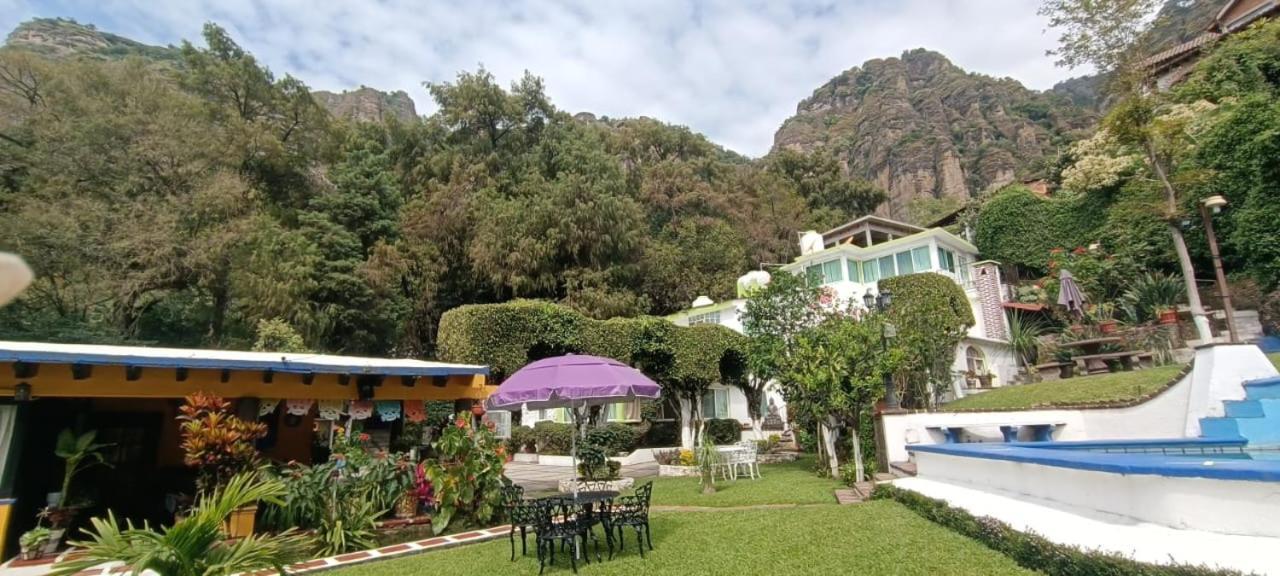 Bungalows Andrea เตโปซตลัน ภายนอก รูปภาพ